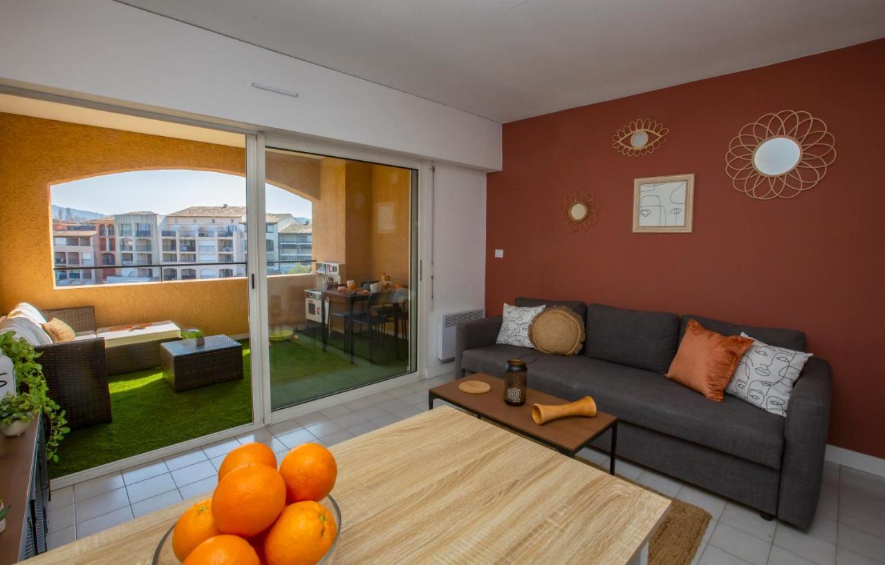 Apartamento LE TERRA - familiale - bien exposé Gassin Exterior foto