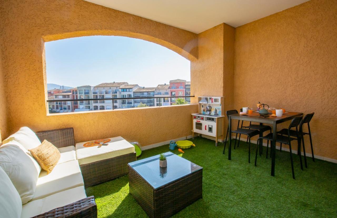Apartamento LE TERRA - familiale - bien exposé Gassin Exterior foto